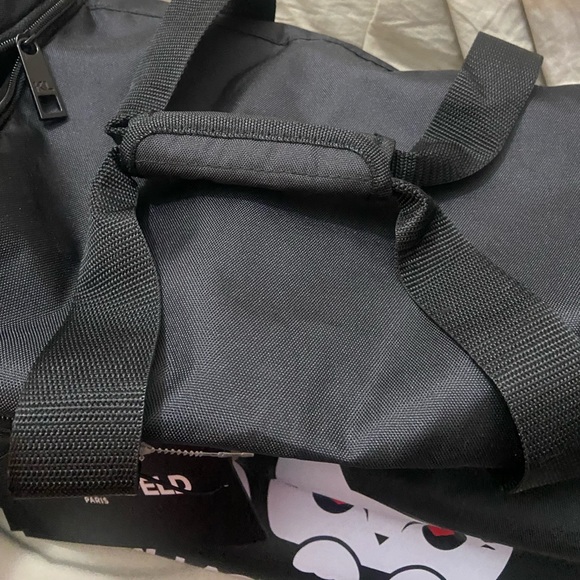 NWT! Karl Lagerfeld duffle bag carry on bag black white overnight bag - Picture 8 of 8